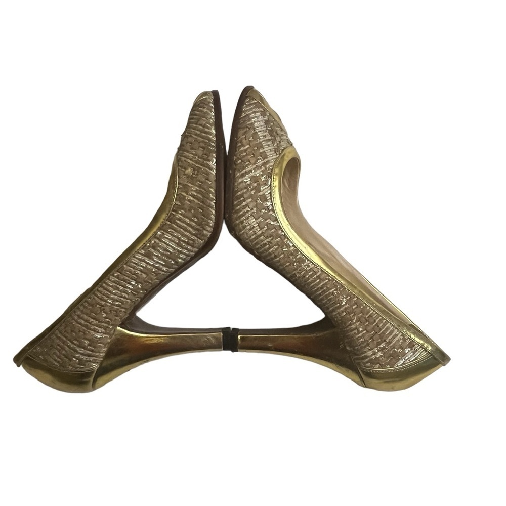 Fendi
Metallic Gold Tone Peep-Toe Pumps Women's Size 9 - Picture 5 of 11